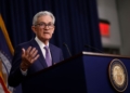Trump lanza un ataque a Powell y aumenta la tensión en la Fed antes de la transición de liderazgo.