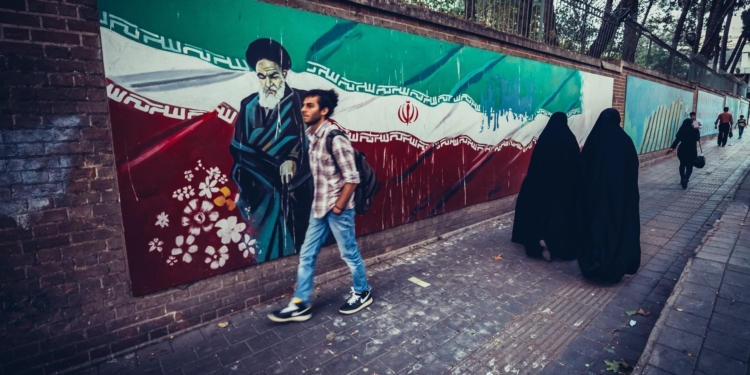 El impacto de la guerra en Irán: ¿cómo está sacudiendo la economía de Estados Unidos? 1 El impacto de la guerra en Irán: ¿cómo está sacudiendo la economía de Estados Unidos?