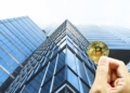 El auge de los ETF de Bitcoin atrae a grandes inversores mientras Abu Dhabi intensifica su estrategia financiera.