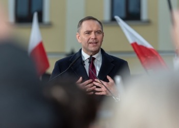 El futuro de las criptomonedas en Polonia pende de un hilo: apoyo parlamentario frente a la amenaza de veto presidencial.