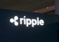 La fiebre por los ETF de XRP crece, pero el precio sigue estancado.