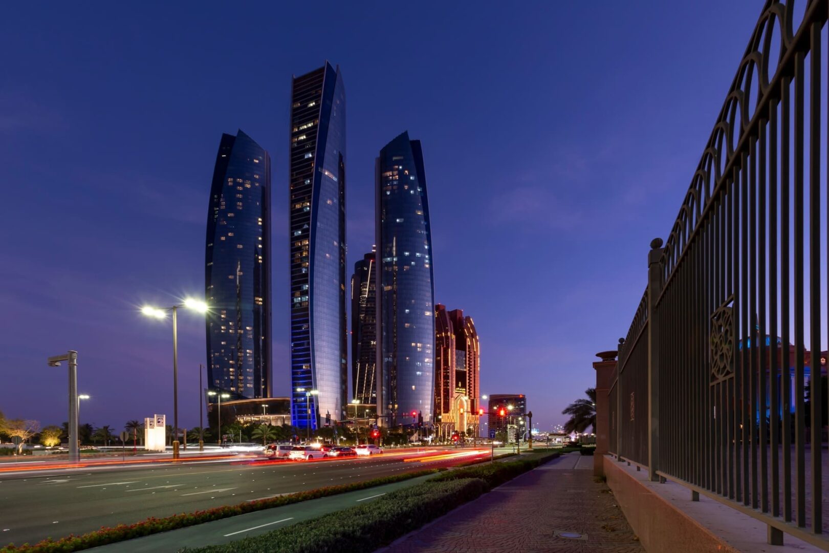 El sorprendente movimiento del fondo soberano de Abu Dhabi: compras masivas de Bitcoin en plena caída del mercado.