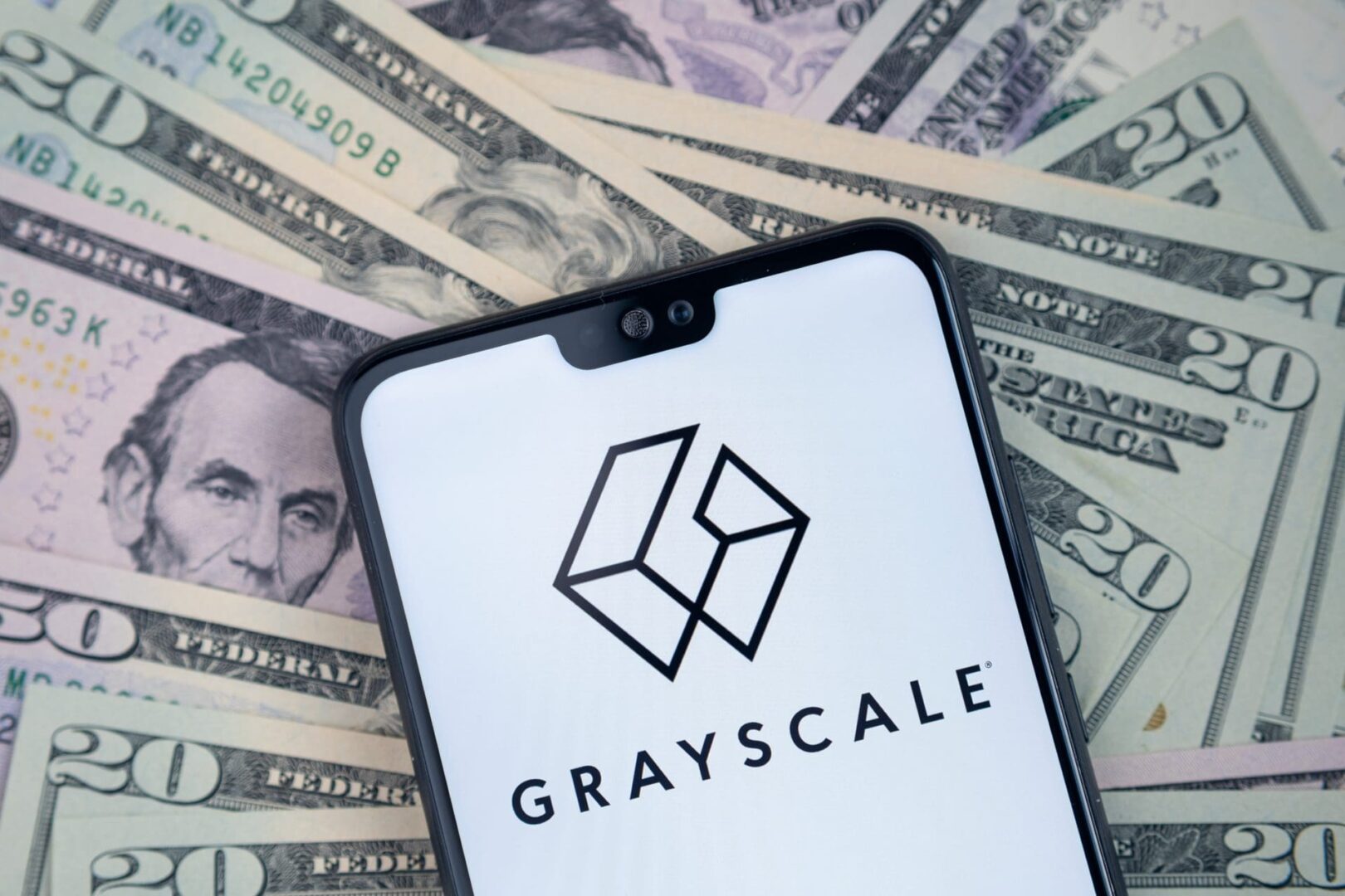 Grayscale retrasa su IPO ante la incertidumbre del mercado de criptomonedas.