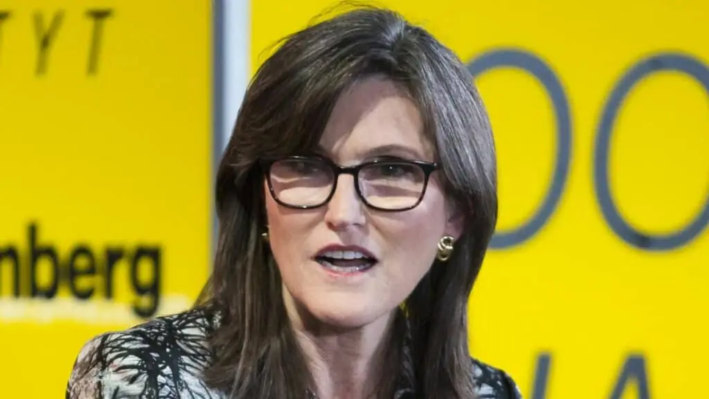 Cathie Wood anticipa un despegue impresionante: ¿Bitcoin podría alcanzar los $750,000 para 2030?