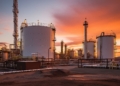 El repunte del 6% en el precio del petróleo: ¿qué significa la pausa en las negociaciones entre Irán y EE.UU.?