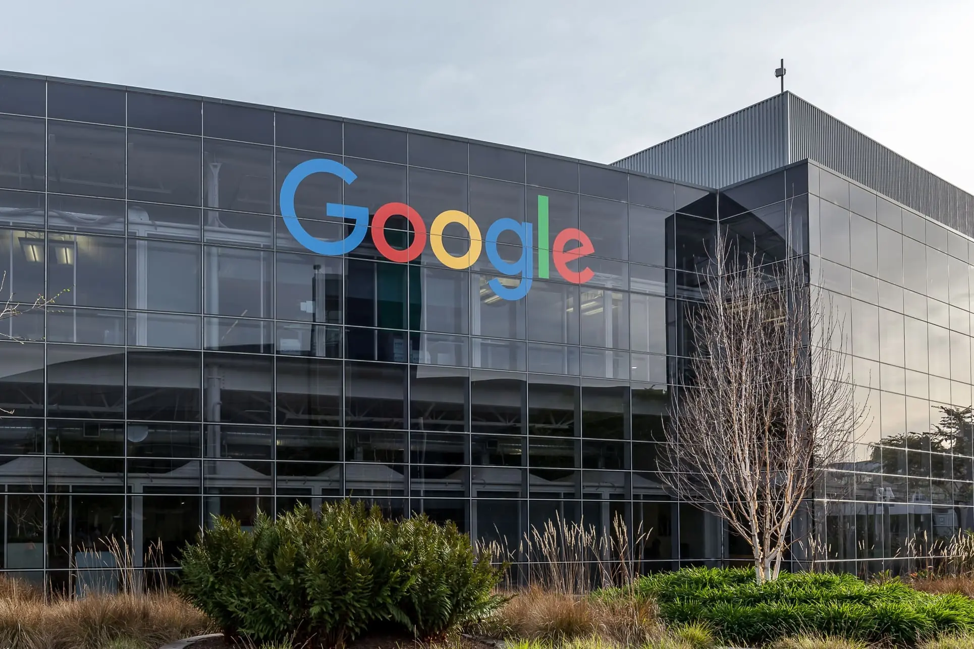 Alphabet se lanza a la conquista de la IA con una ambiciosa apuesta de 80.000 millones de dólares