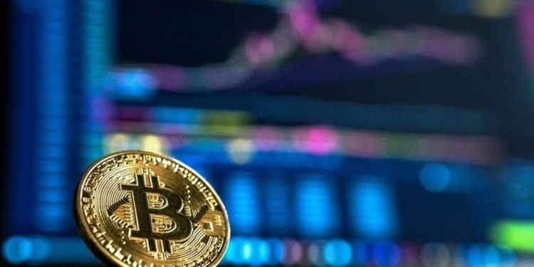 Scott Bessent revoluciona el panorama del Bitcoin en EE.UU. con la ley CLARITY y una innovadora reserva estratégica.