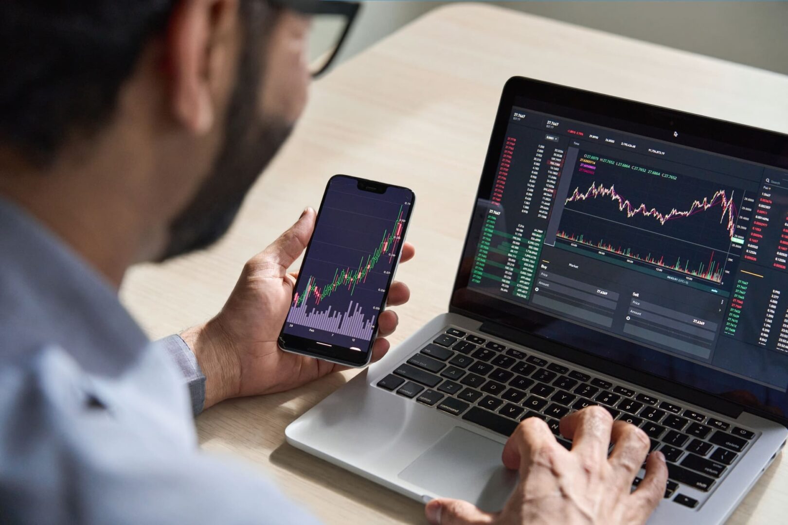Bitwise revela cómo el crecimiento de las acciones de IA está transformando drásticamente el mercado de criptomonedas.