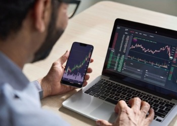 Bitwise revela cómo el crecimiento de las acciones de IA está transformando drásticamente el mercado de criptomonedas.
