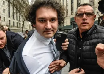 El fundador de FTX, Bankman-Fried, busca el perdón de Trump en un giro inesperado 8 El fundador de FTX, Bankman-Fried, busca el perdón de Trump en un giro inesperado