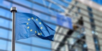 La UE lanza un ultimátum: adiós a las criptobolsas sin licencia a partir del 1 de julio.