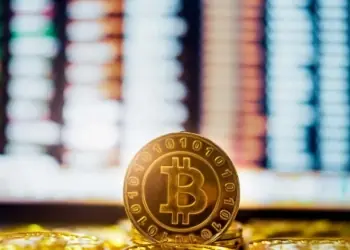 Renta 4 da un audaz paso hacia el futuro financiero al permitir la compra de criptomonedas como Bitcoin, Ethereum y Solana.
