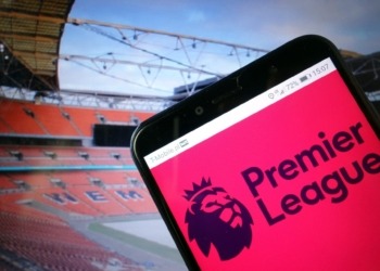 La advertencia de una autoridad británica que sacude a los clubes de la Premier League: ¿Están en riesgo los patrocinios de criptomonedas?