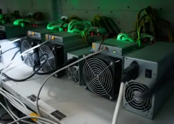 Georgia se incauta de 148 máquinas de criptominería por un escandaloso robo de electricidad