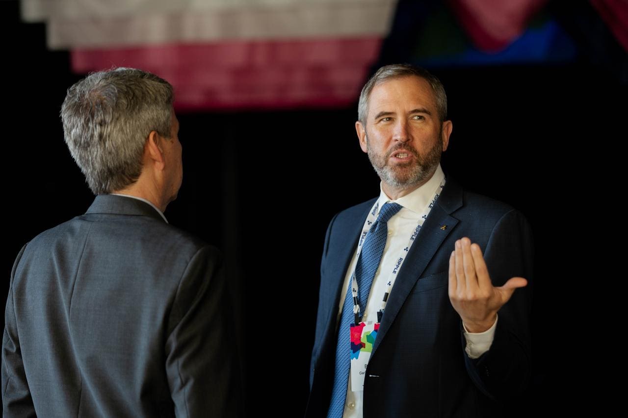 El CEO de Ripple desafía a Dimon de JPMorgan: ¿verdad o distorsión sobre la ley de criptomonedas? 1 El CEO de Ripple desafía a Dimon de JPMorgan: ¿verdad o distorsión sobre la ley de criptomonedas?