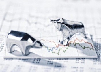 Bitcoin atraviesa su semana más oscura en meses, pero un inesperado rescate macro llega al final.