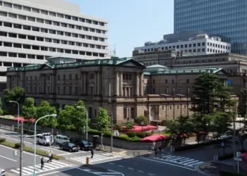 El inesperado ascenso de Bitcoin tras el histórico aumento de los tipos de interés en Japón