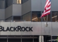 BlackRock lanza un ETF de bitcoin que promete ganancias a las instituciones, pero hay un detalle crucial que debes conocer.