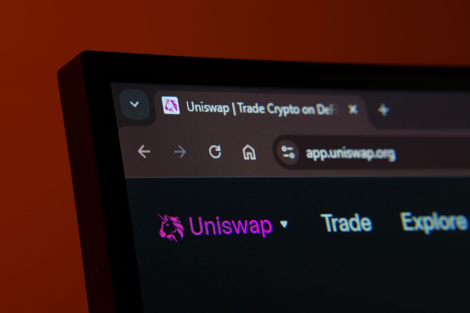 Uniswap se dispara un 11% mientras un importante banco anticipa un asombroso crecimiento de 40 veces para 2030