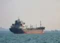 El petróleo toca su mínimo en tres meses mientras los petroleros mantienen la cautela en el Estrecho de Ormuz. 12 El petróleo toca su mínimo en tres meses mientras los petroleros mantienen la cautela en el Estrecho de Ormuz.