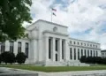 El futuro monetario en la balanza: ¿Qué cambios traerá la Fed con Kevin Warsh al mando? 2 El futuro monetario en la balanza: ¿Qué cambios traerá la Fed con Kevin Warsh al mando?