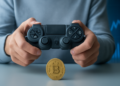 PlayStation sorprende con una inusual patente de un joystick que se endurece mientras juegas