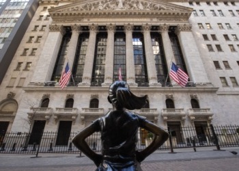 La carrera de Wall Street por las stablecoins: Fidelity y State Street presentan sus nuevos fondos.