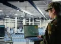 Wall Street explora innovadoras estrategias para anticipar conflictos bélicos.