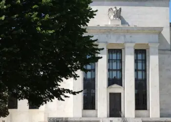 La noche decisiva para Bitcoin: descubre las 3 señales de la Fed que podrían cambiarlo todo.