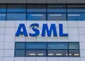 Los analistas apuestan por ASML: ¿un nuevo techo de 1.900 euros a la vista?