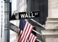 Wall Street inicia la jornada en rojo: la inflación se convierte en el centro de atención.