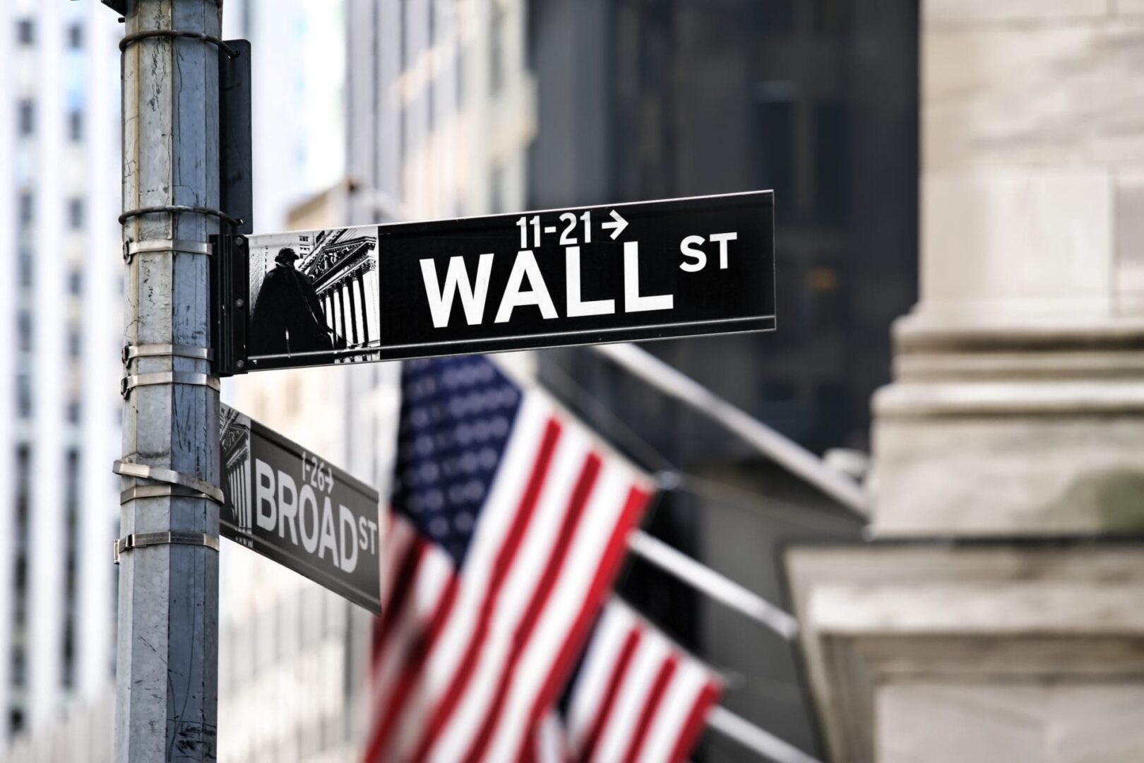 Wall Street inicia la jornada en rojo: la inflación se convierte en el centro de atención.