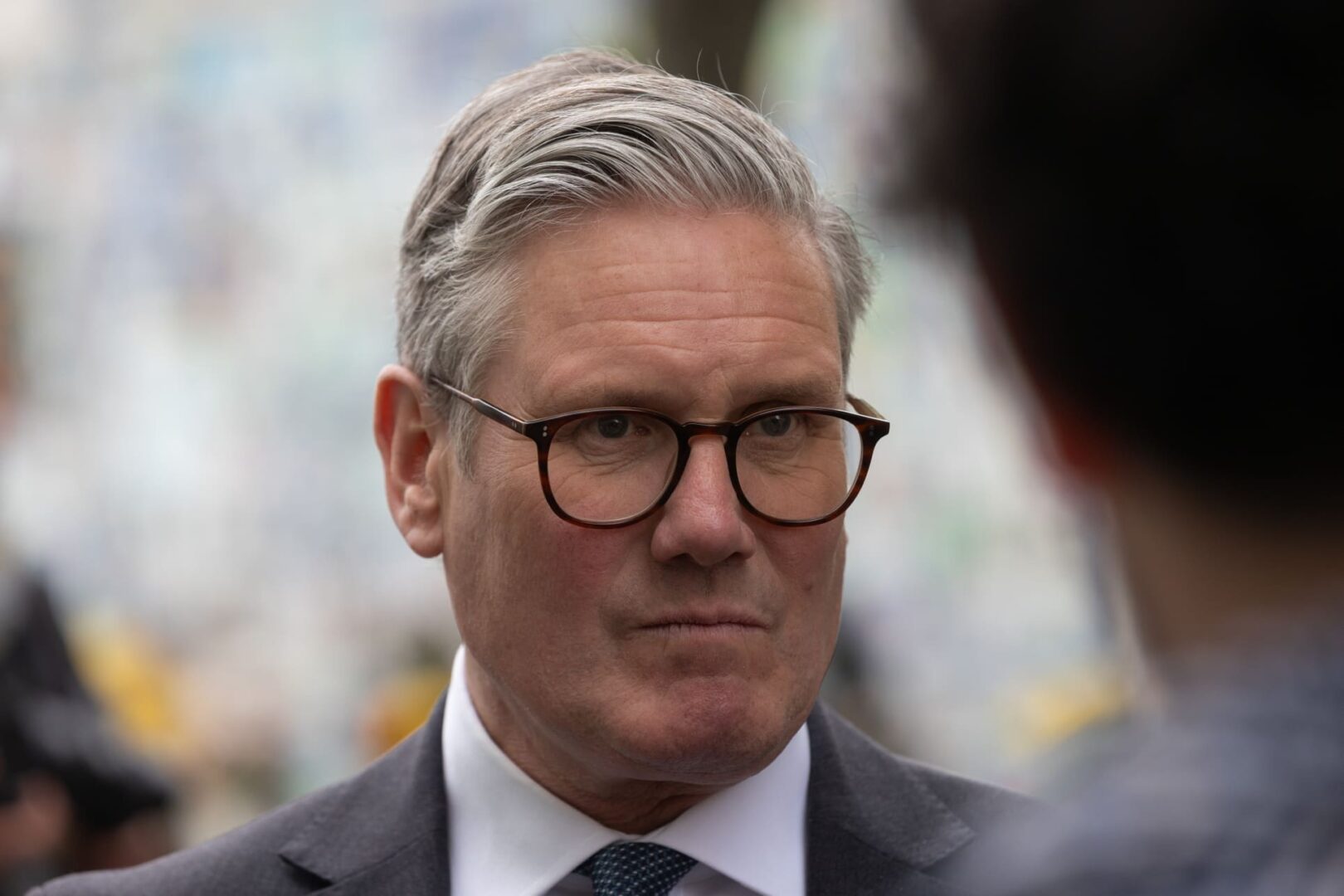 La renuncia de Starmer desata un terremoto en la libra y los bonos británicos.