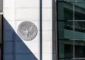 La SEC da un giro inesperado que podría transformar el panorama de las criptomonedas.