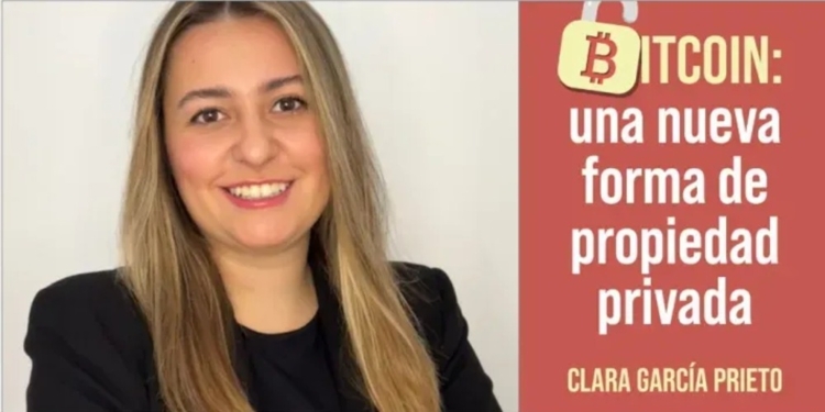 Desvelando secretos: Clara García sorprende a Vitigudino con su nuevo libro sobre Bitcoin.