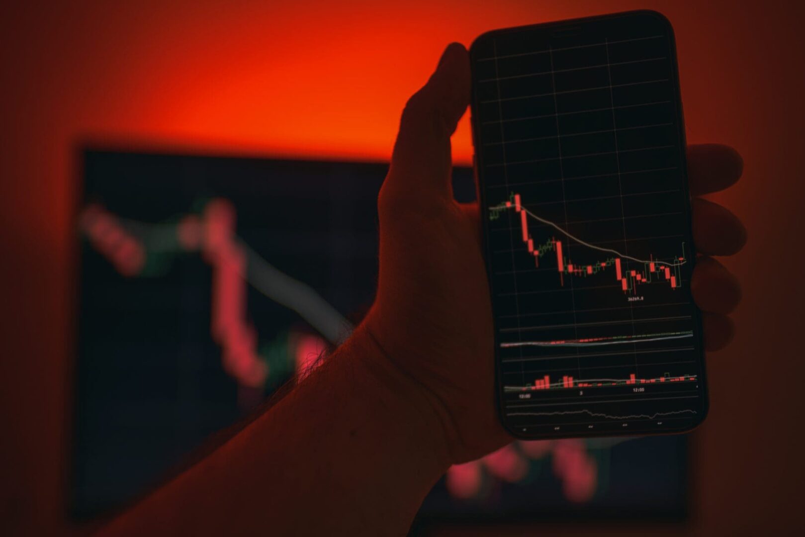 Una ballena de XRP se hunde: pierde 28 millones tras la caída a 1 dólar