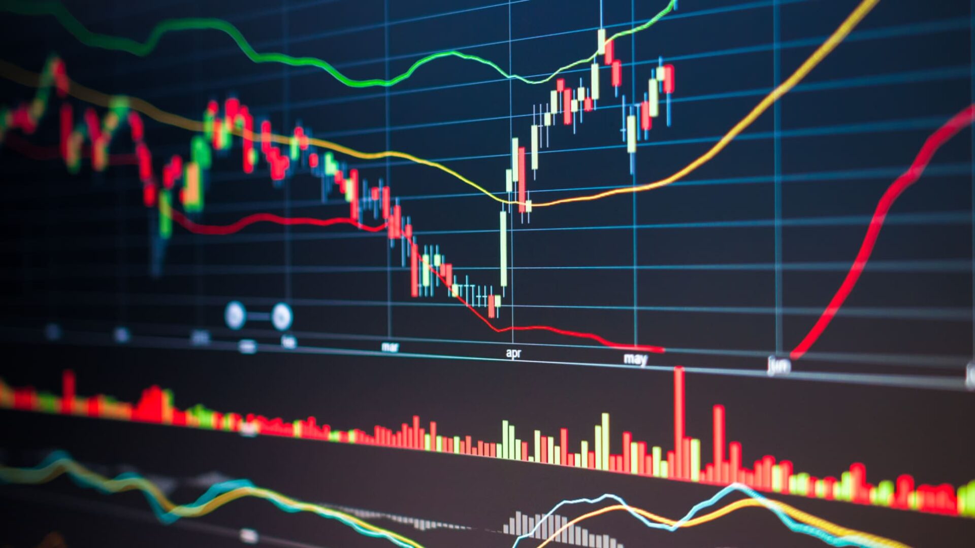 Bitcoin en la cuerda floja mientras Solana se dispara un 8%: ¿Qué está pasando en el mercado cripto?