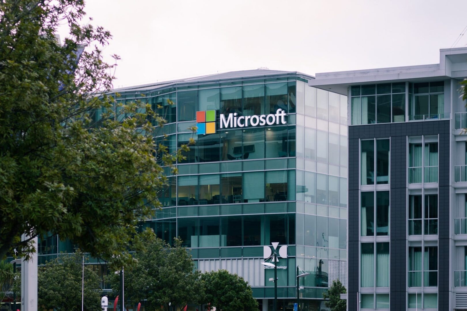 Microsoft sufre la mayor caída de su historia bursátil: más de 530.000 millones de dólares en juego desde 2008.