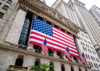 Un emocionante pronóstico de los analistas: ¿Podría el S&P 500 dispararse un 21% con Palantir liderando la carrera?