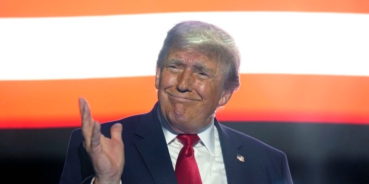 De la construcción al criptomundo: el sorprendente giro financiero de Trump. 1 De la construcción al criptomundo: el sorprendente giro financiero de Trump.