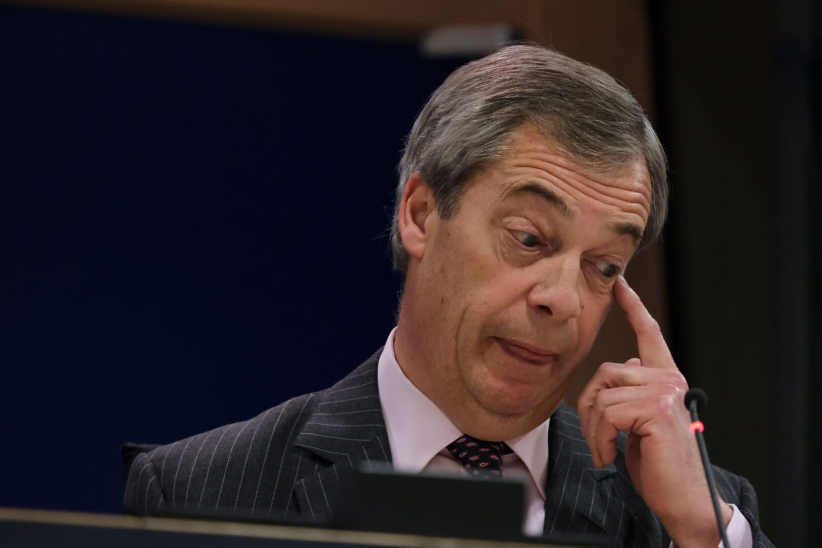 Nigel Farage bajo la lupa: ¿Qué secretos esconde su conexión con las criptomonedas?