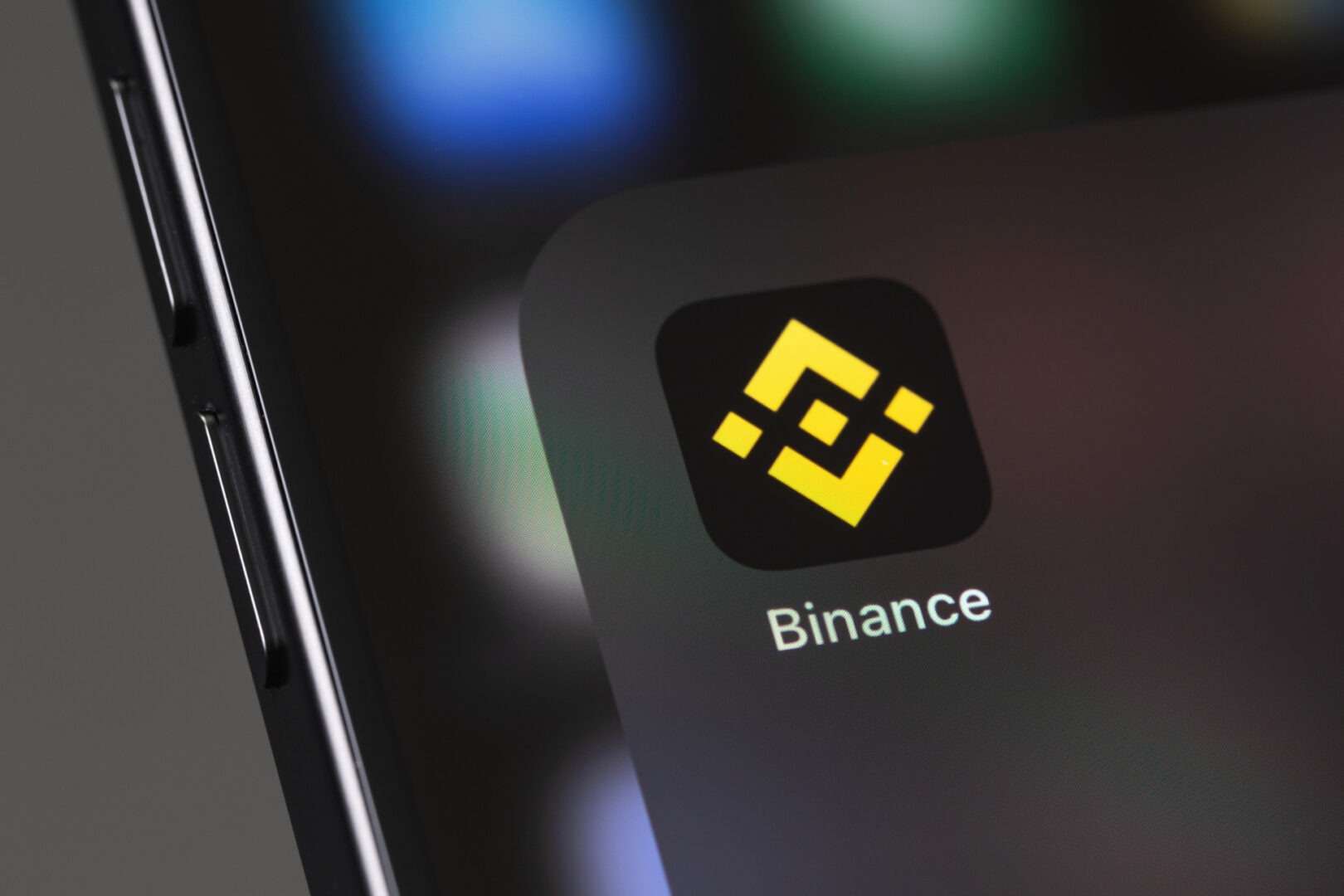 Binance experimenta un explosivo aumento en retiradas: ¡los retiros de ETH alcanzan cifras récord!