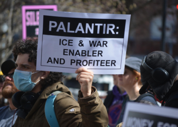 Palantir: El legado de Trump le trae ganancias, pero ahora enfrenta las consecuencias.