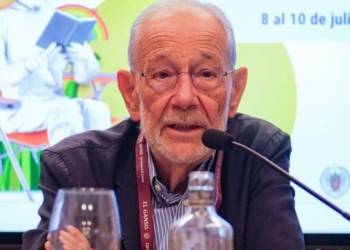 Javier Solana resalta la importancia de España en la OTAN y asegura: "Estamos cumpliendo con nuestra parte". 4 Javier Solana resalta la importancia de España en la OTAN y asegura: "Estamos cumpliendo con nuestra parte".