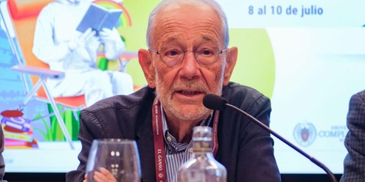 Javier Solana resalta la importancia de España en la OTAN y asegura: "Estamos cumpliendo con nuestra parte".