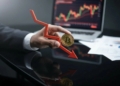 El sorpresivo desplome del 20% en Bitcoin en junio: ¿qué significa para los inversores y la economía mundial?