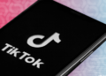 Descubre el Secreto para Crear Anuncios de Productos en TikTok y YouTube Usando IA a un Costo Irresistible