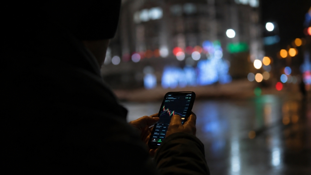 La nueva era del crimen: cómo la Policía sigue el rastro de un Bitcoin robado en medio del auge de las estafas digitales en Almería. 1 La nueva era del crimen: cómo la Policía sigue el rastro de un Bitcoin robado en medio del auge de las estafas digitales en Almería.