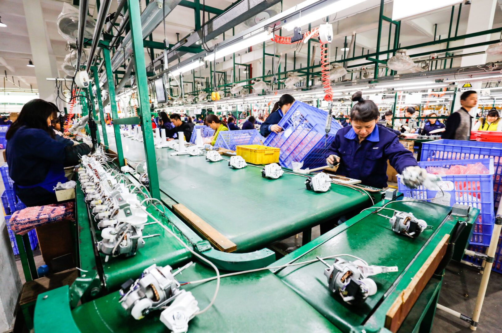 China sorprende al mundo: su crecimiento se desploma por debajo de las expectativas de Pekín.