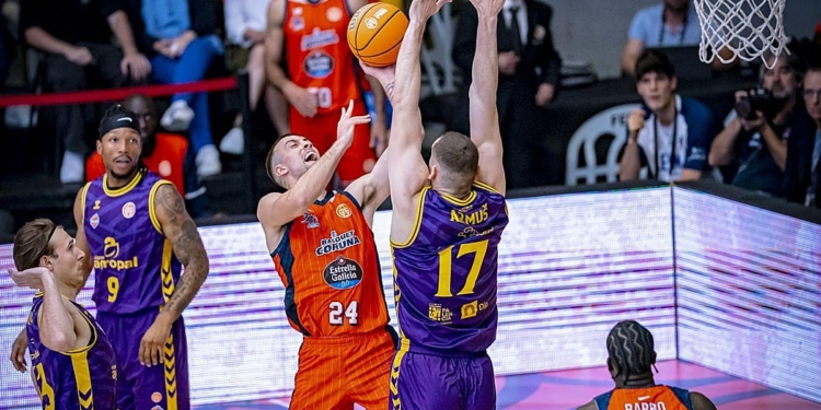 Solana y Savignani desvelan la estrategia sorpresa del CB Gran Canaria. 1 Solana y Savignani desvelan la estrategia sorpresa del CB Gran Canaria.